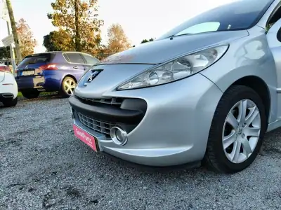 Peugeot 207 2008 - 4990 EUR, 207000 km - AUTO.MOTO.pt - 207000km - foto 20 de 21