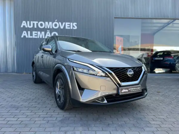 Nissan Qashqai 2023 - 20750 EUR, 61999 km - AUTO.MOTO.pt - 61999km - foto 3 de 15