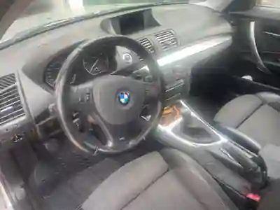 BMW 120 2010 - 10500 EUR, 256000 km - AUTO.MOTO.pt - 256000km - foto 5 de 12