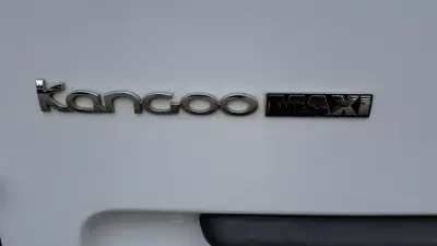 Renault TRAFIC L2H1 125CV 2019 - 19900 EUR, 106110 km - AUTO.MOTO.pt - 106110km - foto 22 de 24