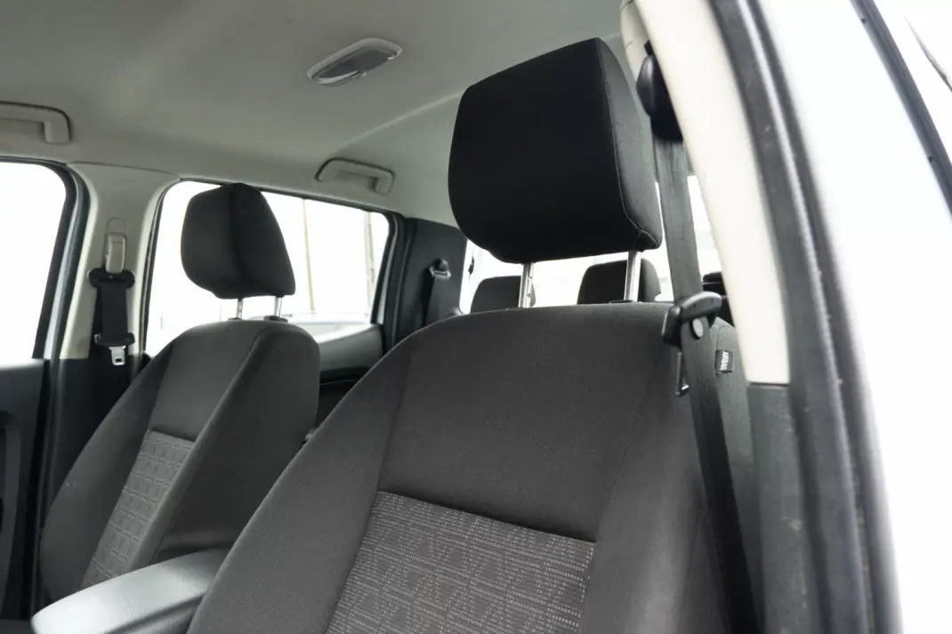 Ford Ranger 2023 - 29999 EUR, 48000 km - AUTO.MOTO.pt - 48000km - foto 12 de 25