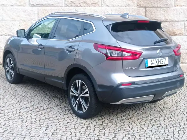 Nissan Qashqai 2019 - 18300 EUR, 116500 km - AUTO.MOTO.pt - 116500km - foto 2 de 13