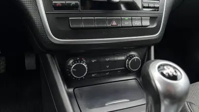 Mercedes-Benz A 180 2014 - 14650 EUR, 191121 km - AUTO.MOTO.pt - 191121km - foto 11 de 34