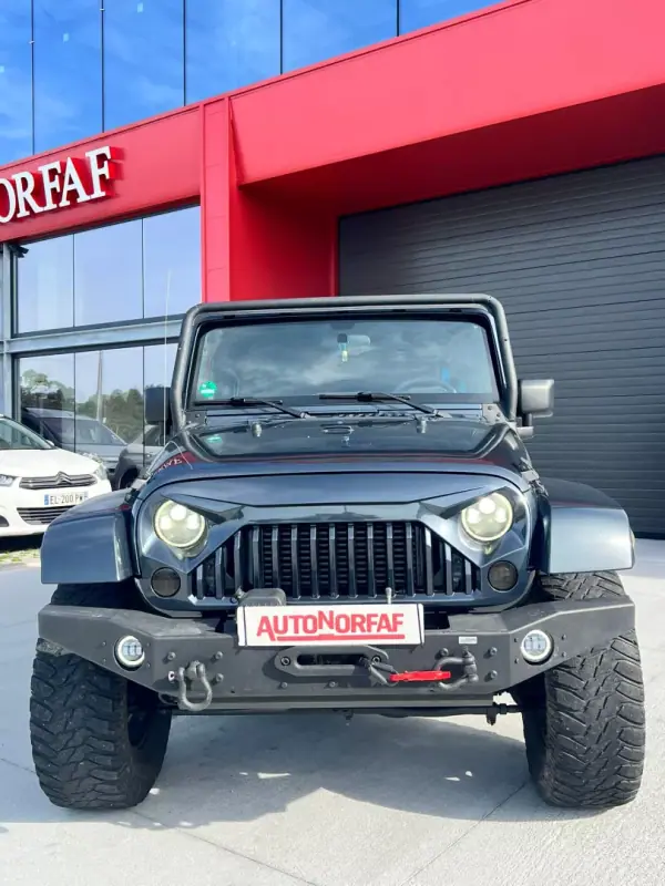 Jeep Wrangler Unlimited 2009 - 38000 EUR, 191132 km - AUTO.MOTO.pt - 191132km - foto 2 de 22