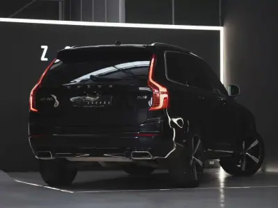 Volvo XC 90 2018 - 35990 EUR, 147431 km - AUTO.MOTO.pt - 147431km - foto 6 de 27