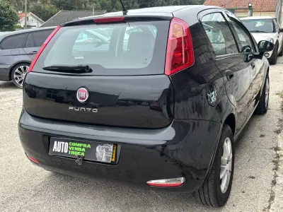 Fiat Punto Evo 2015 - 4500 EUR, 135000 km - AUTO.MOTO.pt - 135000km - foto 8 de 17