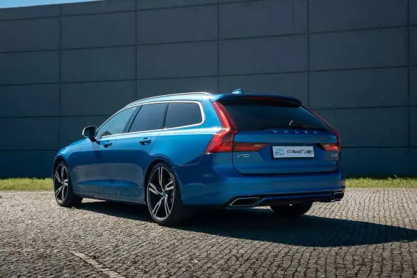Volvo V90 2018 - 21990 EUR, 184000 km - AUTO.MOTO.pt - 184000km - foto 2 de 38