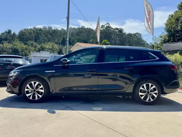 Renault Mégane Sport Tourer 2019 - 10999 EUR, 149000 km - 149000km - foto 21 de 22
