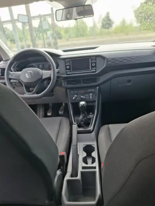 Volkswagen T-Cross 2021 - 21500 EUR, 39123 km - AUTO.MOTO.pt - 39123km - foto 20 de 23