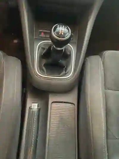 Volkswagen Golf Variant 2010 - 6000 EUR, 279000 km - 279000km - foto 14 de 15