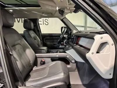 Land Rover Defender 2020 - 89900 EUR, 121000 km - 121000km - foto 19 de 60