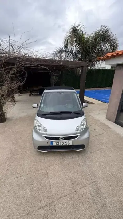 Smart Fortwo Cabrio 2013 - 7999 EUR, 113669 km - AUTO.MOTO.pt - 113669km - foto 20 de 25