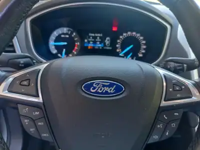 Ford Mondeo 2017 - 12490 EUR, 173000 km - AUTO.MOTO.pt - 173000km - foto 13 de 17