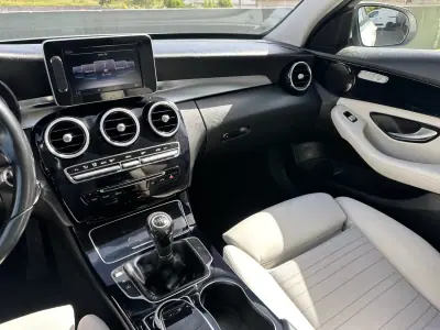 Mercedes-Benz C 180 2015 - 12900 EUR, 280000 km - AUTO.MOTO.pt - 280000km - foto 32 de 69