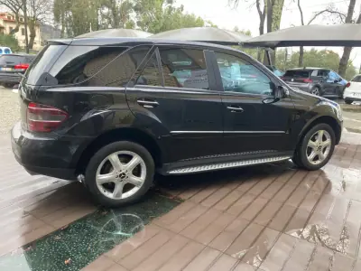 Mercedes-Benz ML 320 2006 - 16890 EUR, 170000 km - AUTO.MOTO.pt - 170000km - foto 2 de 20
