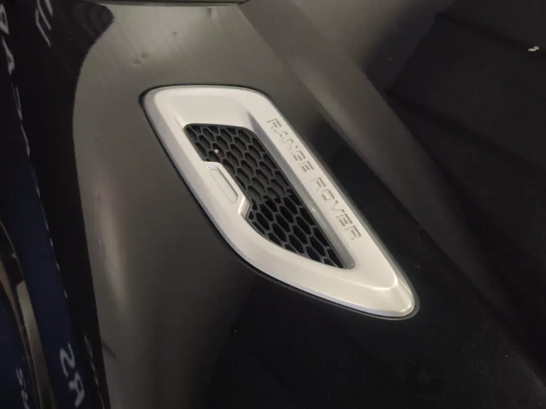 Land Rover Range Rover Evoque 2015 - 20990 EUR, 167316 km - AUTO.MOTO.pt - 167316km - foto 24 de 31