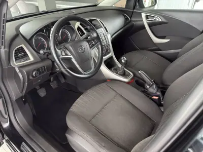 Opel Astra 2009 - 5990 EUR, 244173 km - AUTO.MOTO.pt - 244173km - foto 4 de 18
