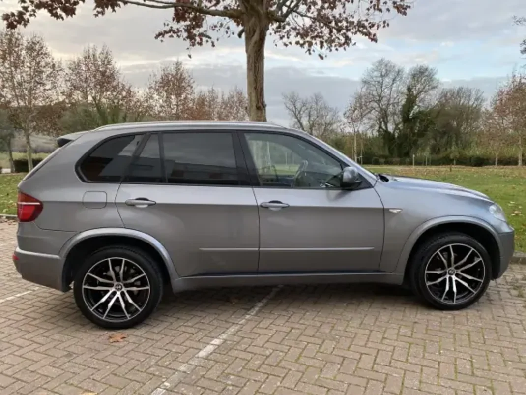 BMW X5 2013 - 23965 EUR, 239000 km - AUTO.MOTO.pt - 239000km - foto 3 de 32
