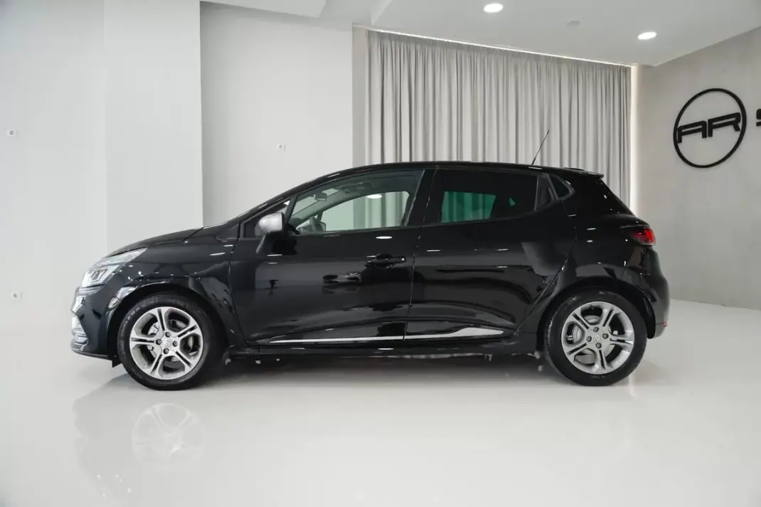 Renault Clio 2019 - 13950 EUR, 33271 km - 33271km - foto 10 de 59