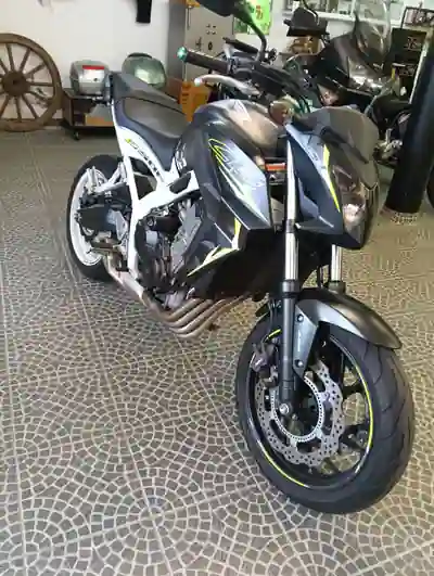 Honda CB650F ABS 2016 - 4450 EUR, 15000 km - foto 1 de 15