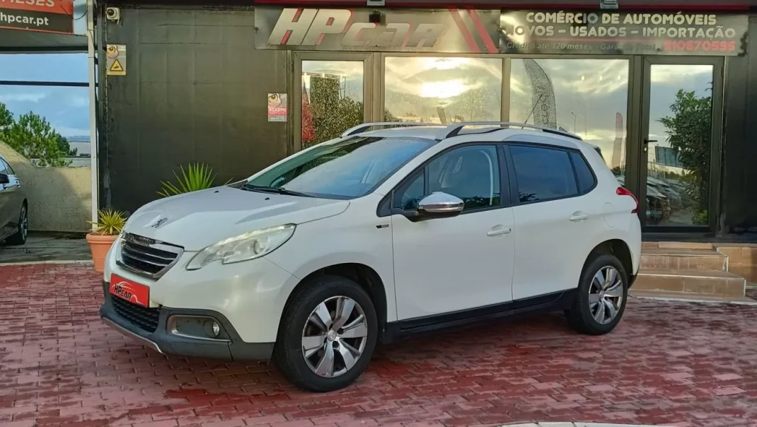 Peugeot 2008 2015 - 12990 EUR, 154000 km - AUTO.MOTO.pt - 154000km - foto 17 de 37