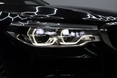 BMW 530e 2019 - 27900 EUR, 98077 km - foto 3 de 31