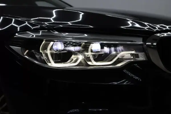 BMW 530e 2019 Hybrid Plug-In