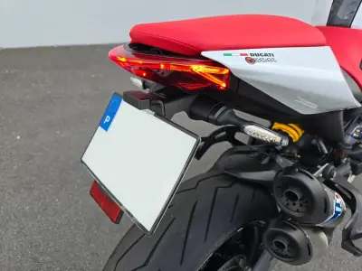 Ducati Monster 1000 2025 - 10500 EUR, 4500 km - 4500km - foto 8 de 22