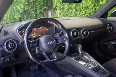 Audi TT Coupé 2015 - 34900 EUR, 85500 km - AUTO.MOTO.pt - 85500km - foto 14 de 24