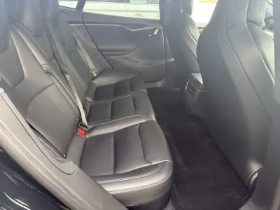 Tesla Model S 2019 - 27990 EUR, 181940 km - AUTO.MOTO.pt - 181940km - foto 20 de 29