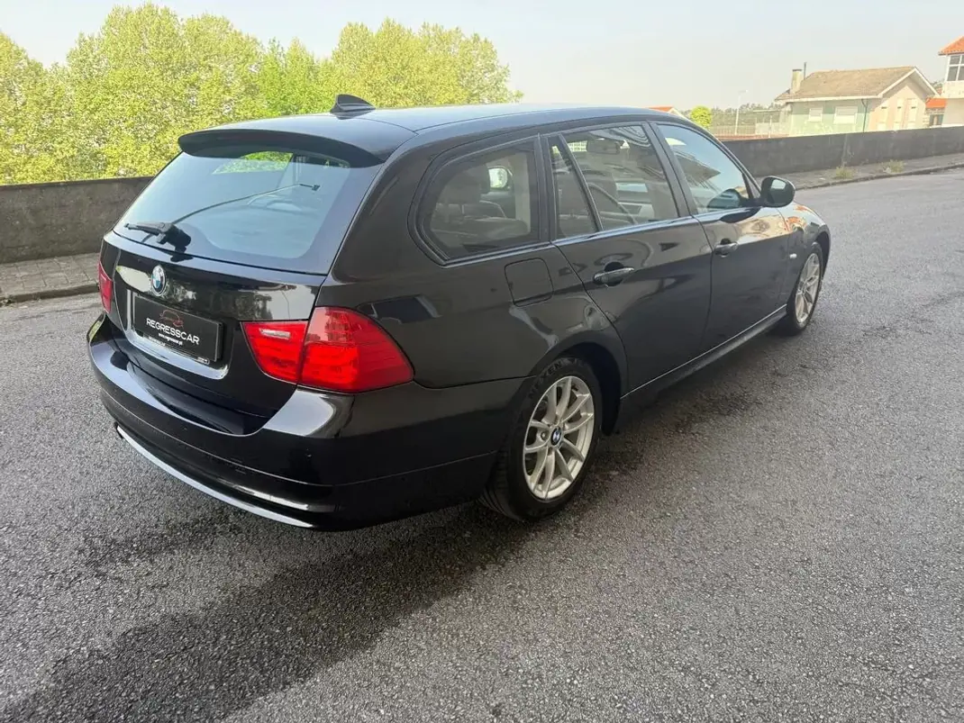 BMW 316 2010 - 8990 EUR, 215000 km - AUTO.MOTO.pt - 215000km - foto 5 de 27