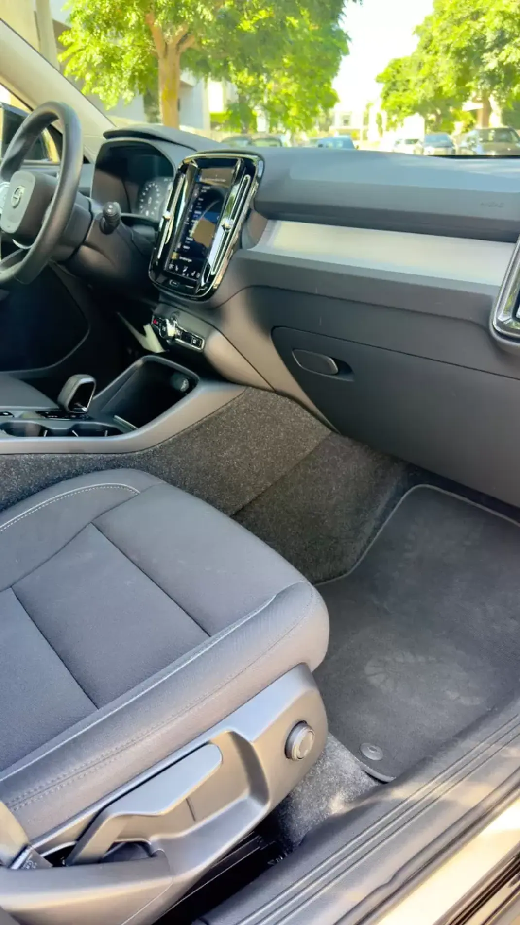 Volvo XC 40 2021 - 25990 EUR, 131254 km - 131254km - foto 15 de 23