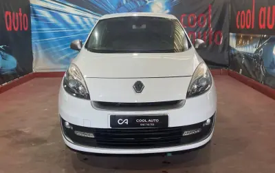 Renault Grand Scénic 2012 - 8899 EUR, 230000 km - AUTO.MOTO.pt - 230000km - foto 2 de 41