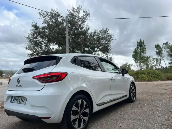 Renault Clio 2021 - 13750 EUR, 170210 km - 170210km - foto 2 de 41