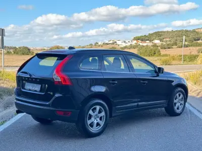 Volvo XC 60 2011 — photo 4 of 24