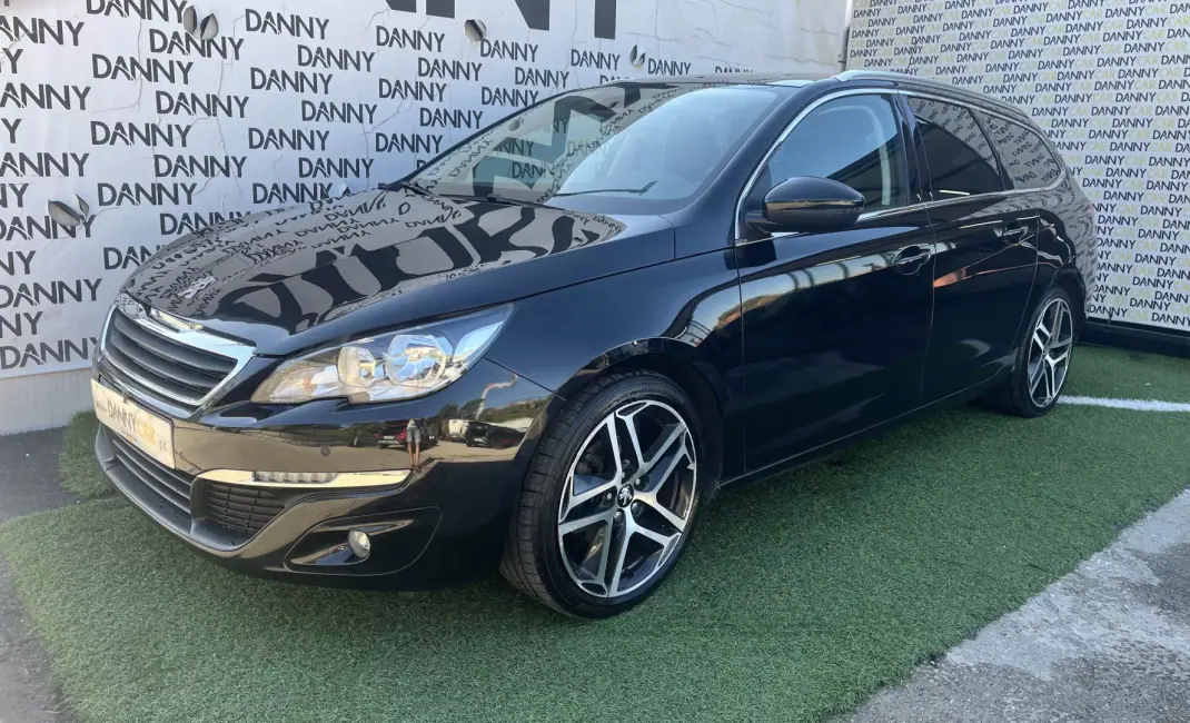 Peugeot 308 SW 2016 - 8990 EUR, 277000 km - foto 1 de 13