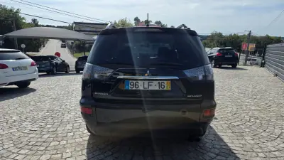 Mitsubishi Outlander 2011 — photo 4 of 17
