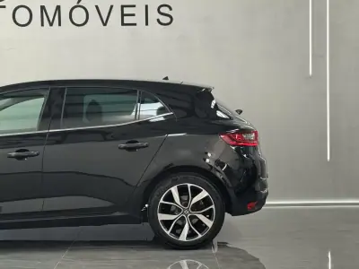 Renault Mégane 2019 - 15990 EUR, 111900 km - 111900km - foto 6 de 28