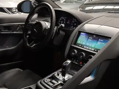 Jaguar F-Type 2023 - 69990 EUR, 23000 km - AUTO.MOTO.pt - 23000km - foto 29 de 30