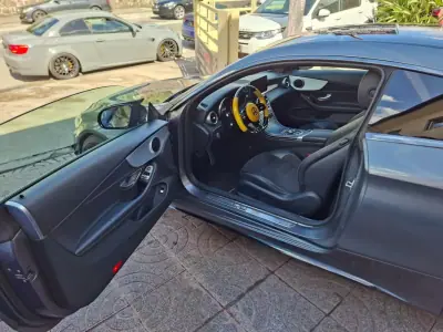 Mercedes-Benz C 220 2016 - 26500 EUR, 181000 km - AUTO.MOTO.pt - 181000km - foto 16 de 32