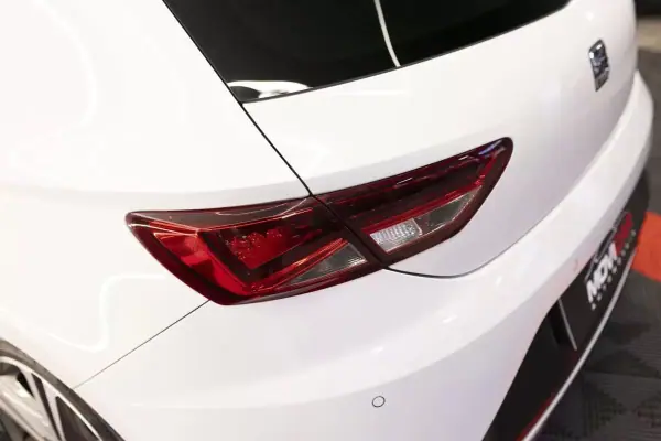 SEAT Leon 2015 - 20900 EUR, 184336 km - AUTO.MOTO.pt - 184336km - foto 9 de 25