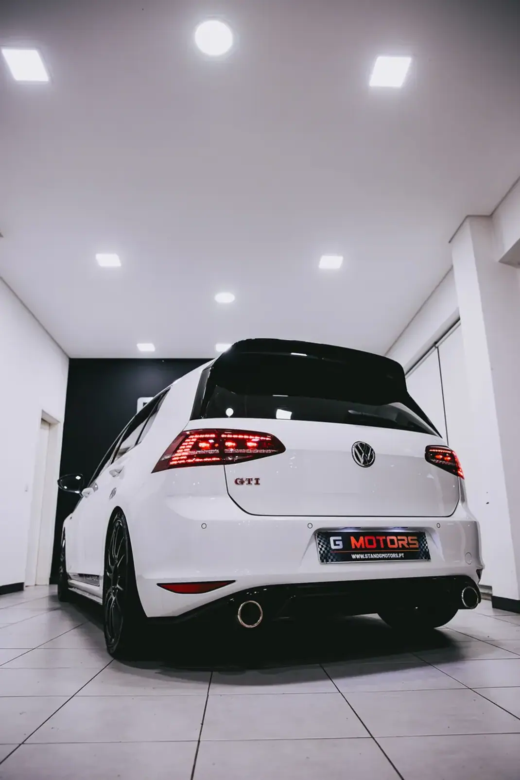 Volkswagen Golf 2016 - 29900 EUR, 137000 km - AUTO.MOTO.pt - 137000km - foto 7 de 19