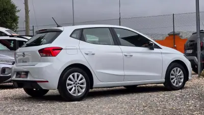 SEAT Ibiza 2023 — foto 5 de 20