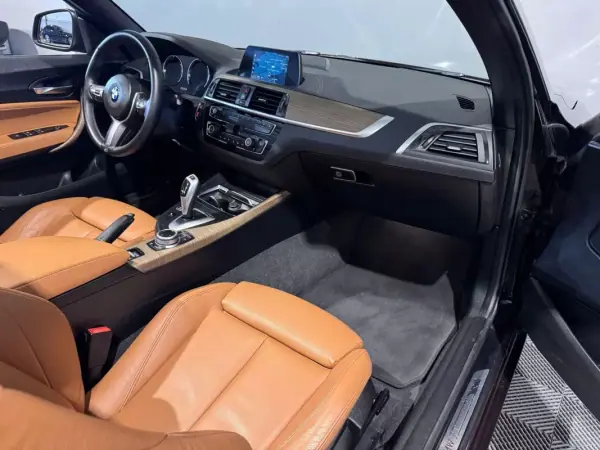 BMW 218 2019 - 24900 EUR, 136300 km - AUTO.MOTO.pt - 136300km - foto 9 de 59