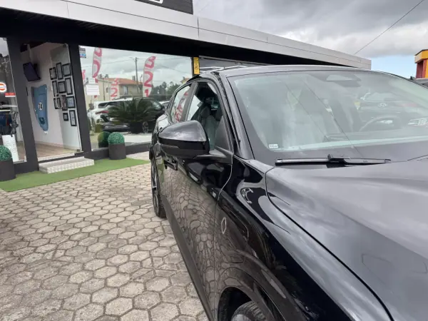 Renault Mégane E-Tech 2022 - 22500 EUR, 89000 km - AUTO.MOTO.pt - 89000km - foto 25 de 44