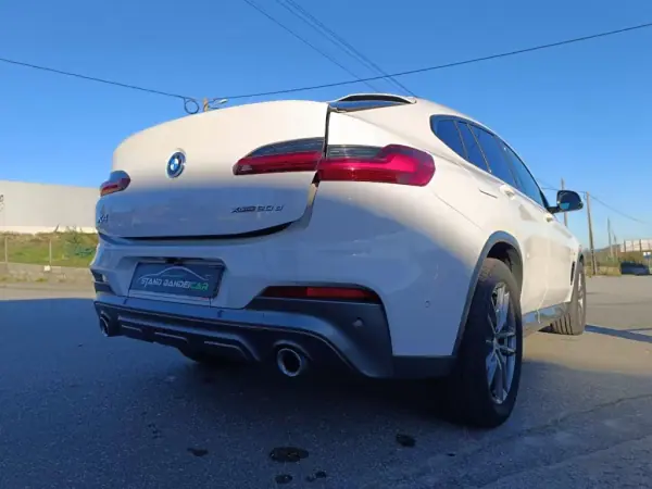 BMW X4 2018 - 49000 EUR, 90000 km - AUTO.MOTO.pt - 90000km - foto 21 de 52