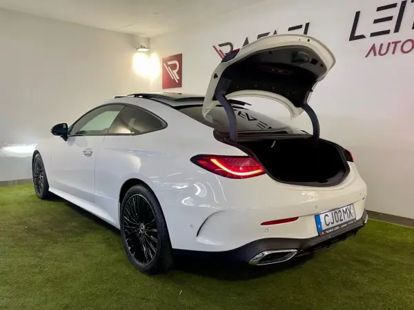 Mercedes-Benz CLE 180 2025 - 56750 EUR, 8000 km - AUTO.MOTO.pt - 8000km - foto 52 de 55