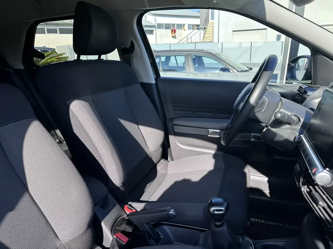 Citroën C4 Cactus 2018 - 11900 EUR, 180000 km - AUTO.MOTO.pt - 180000km - foto 42 de 47