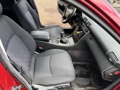 Mercedes-Benz C 200 2001 - 4750 EUR, 212716 km - AUTO.MOTO.pt - 212716km - foto 4 de 7