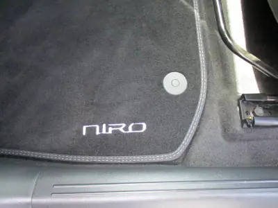 Kia e-Niro 2022 - 25490 EUR, 90460 km - AUTO.MOTO.pt - 90460km - foto 11 de 22